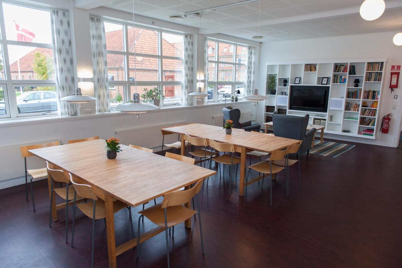 Belaegningen Hostel Brondby Luaran gambar